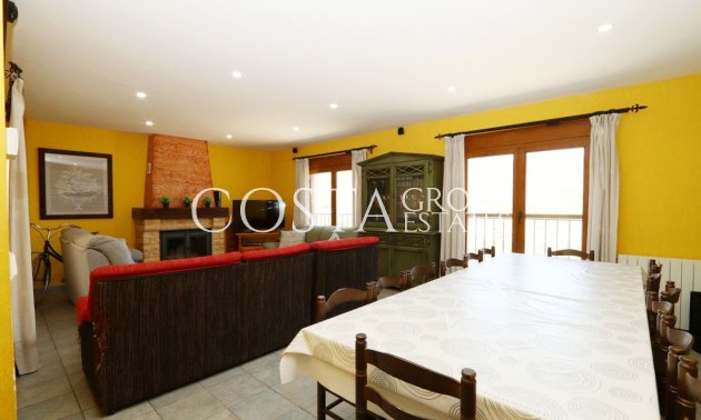 Odsprzedaż - Willa -
Benissa - Lleus