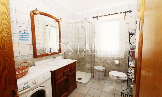 Odsprzedaż - Willa -
Benissa - Lleus