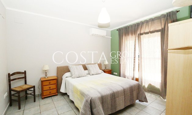 Odsprzedaż - Willa -
Benissa - Lleus