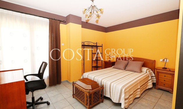 Odsprzedaż - Willa -
Benissa - Lleus