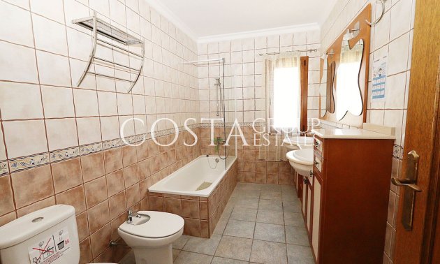 Odsprzedaż - Willa -
Benissa - Lleus