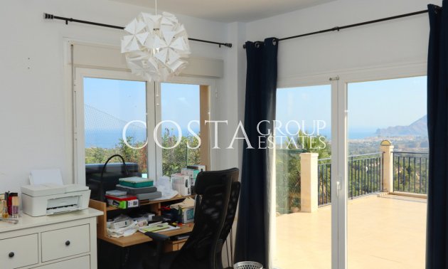 Resale - Villa -
Altea - Altea Centro