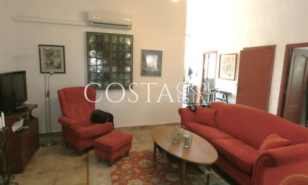 Wiederverkauf - Villa -
Dolores - Dolores Centro