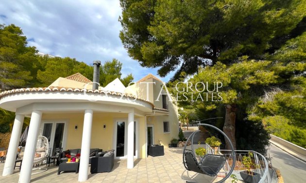 Resale - Villa -
Altea - Altea La Vella
