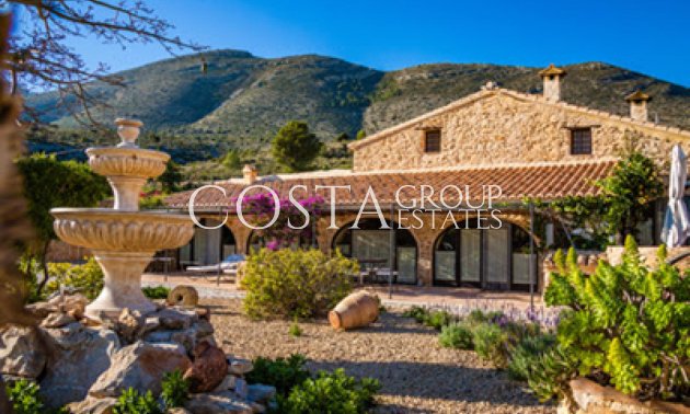 Odsprzedaż - Willa -
Benissa - Benissa Centro