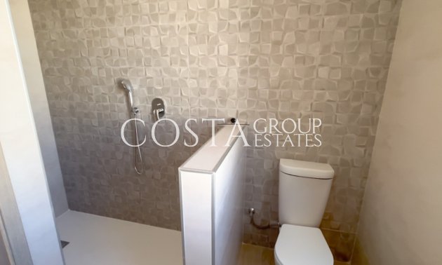 Resale - Villa -
Torrevieja - La Siesta