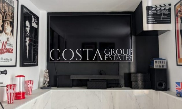 Herverkoop - Villa -
Orihuela Costa - Villamartin