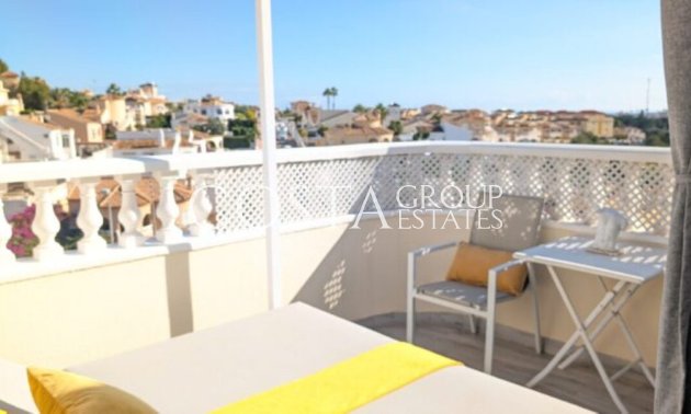 Herverkoop - Villa -
Orihuela Costa - Villamartin