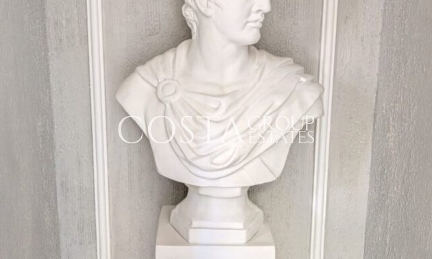 Herverkoop - Villa -
Orihuela Costa - Villamartin