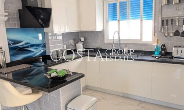 Herverkoop - Villa -
Orihuela Costa - Villamartin