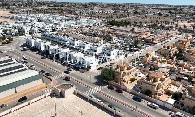 Resale - House -
Rojales - Ciudad Quesada