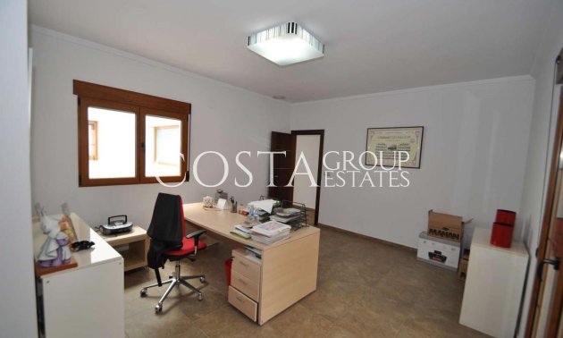 Herverkoop - Huis -
Pinoso - Pinoso Centro