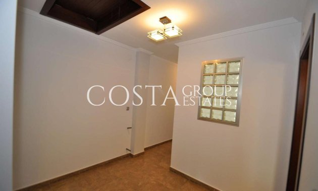 Herverkoop - Huis -
Pinoso - Pinoso Centro