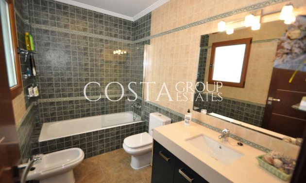 Herverkoop - Huis -
Pinoso - Pinoso Centro