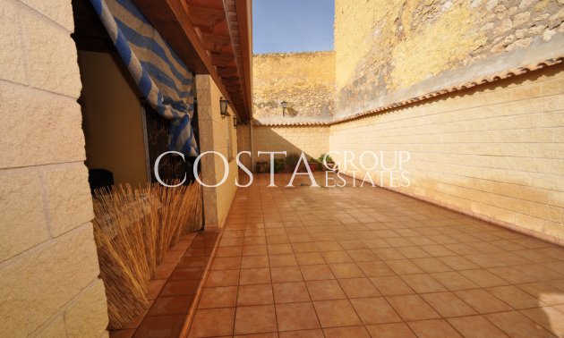 Herverkoop - Huis -
Pinoso - Pinoso Centro