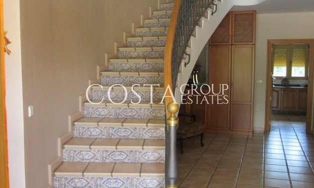 Wiederverkauf - Villa -
Yecla - Yecla Centro