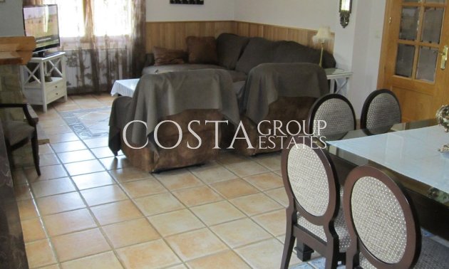 Wiederverkauf - Villa -
Yecla - Yecla Centro