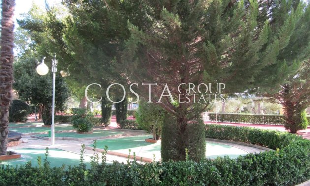 Wiederverkauf - Villa -
Yecla - Yecla Centro