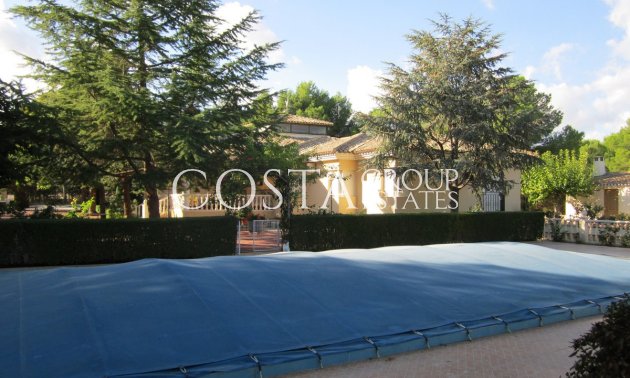 Wiederverkauf - Villa -
Yecla - Yecla Centro