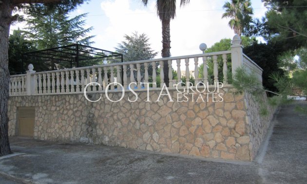 Wiederverkauf - Villa -
Yecla - Yecla Centro