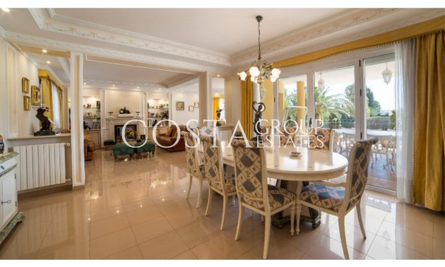 Wiederverkauf - Villa -
Yecla - Yecla Centro