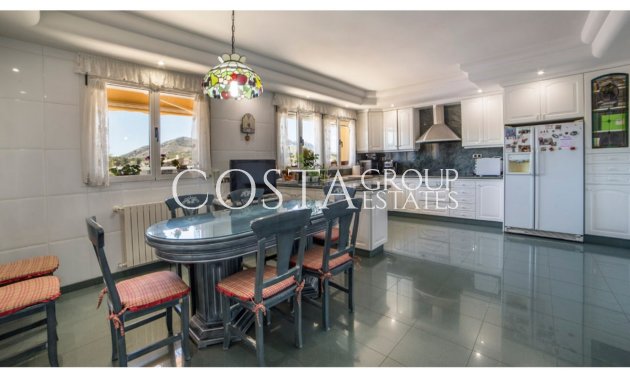 Wiederverkauf - Villa -
Yecla - Yecla Centro