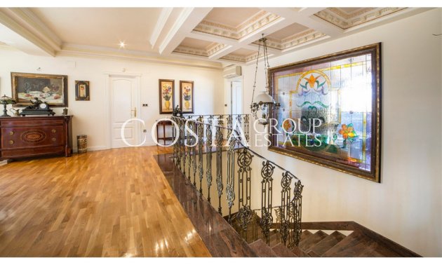 Wiederverkauf - Villa -
Yecla - Yecla Centro