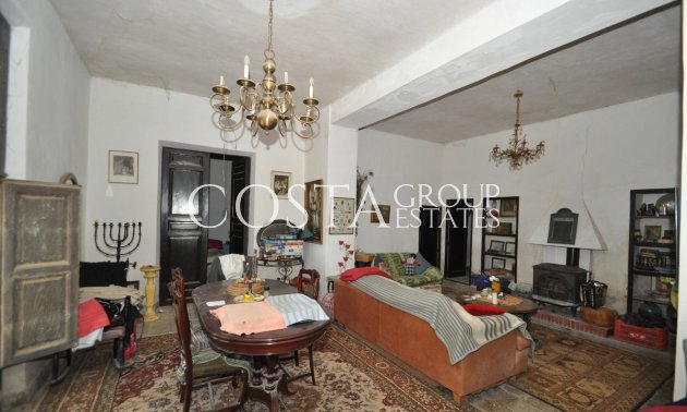 Herverkoop - Villa -
Yecla - Yecla Centro