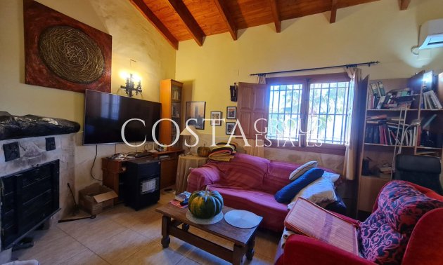 Resale - Villa -
Pinoso - Pinoso Centro