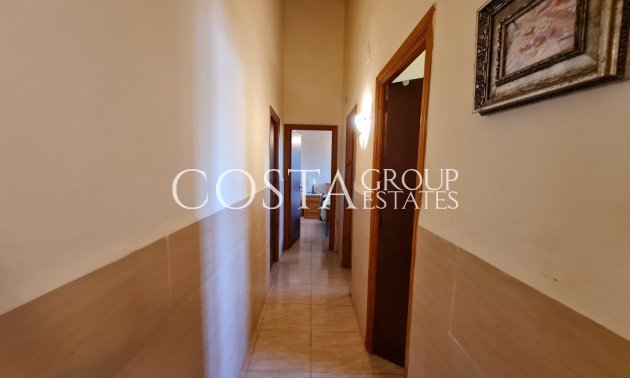 Resale - Villa -
Pinoso - Pinoso Centro