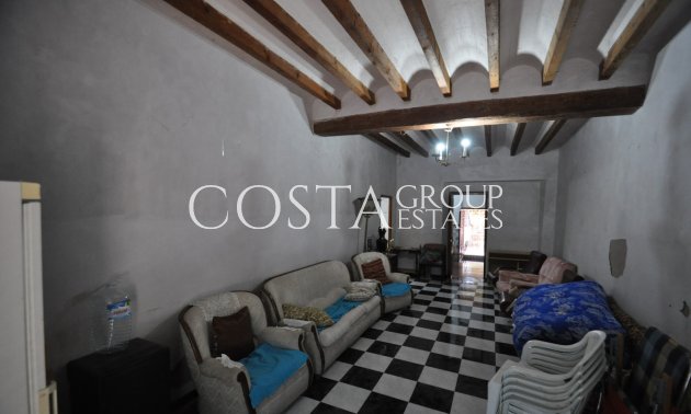 Herverkoop - Huis -
Pinoso - Pinoso Centro