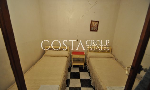 Herverkoop - Huis -
Pinoso - Pinoso Centro