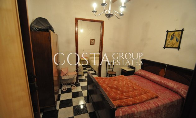 Herverkoop - Huis -
Pinoso - Pinoso Centro