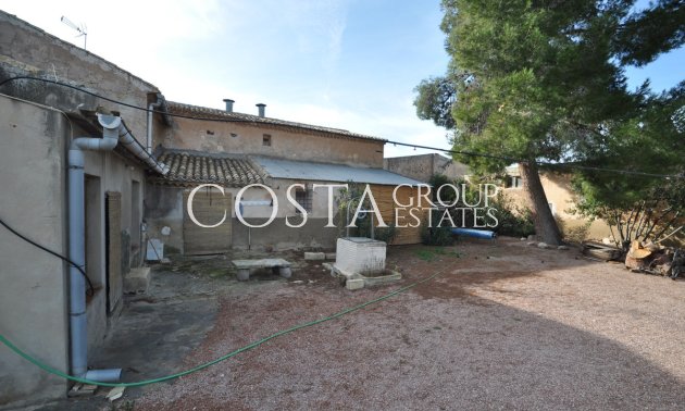 Herverkoop - Huis -
Pinoso - Pinoso Centro