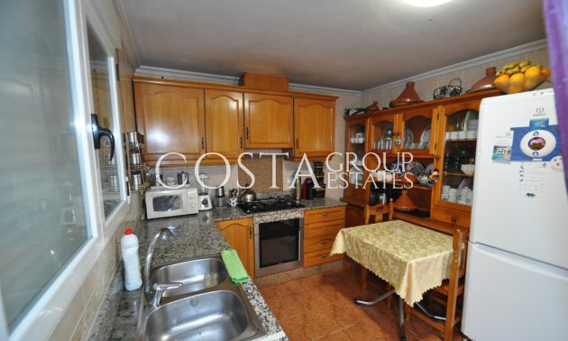 Odsprzedaż - Dom -
Pinoso - Pinoso Centro