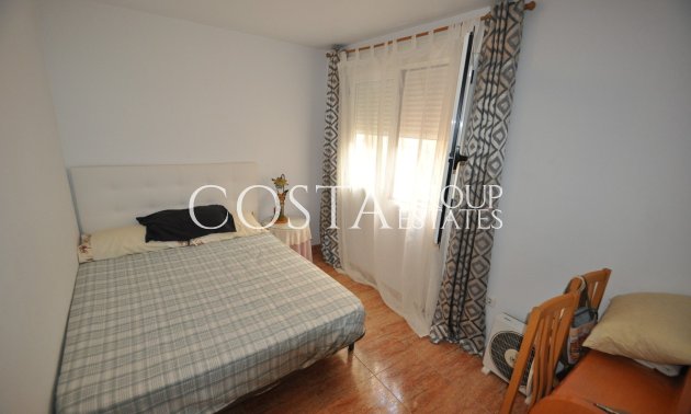 Odsprzedaż - Dom -
Pinoso - Pinoso Centro