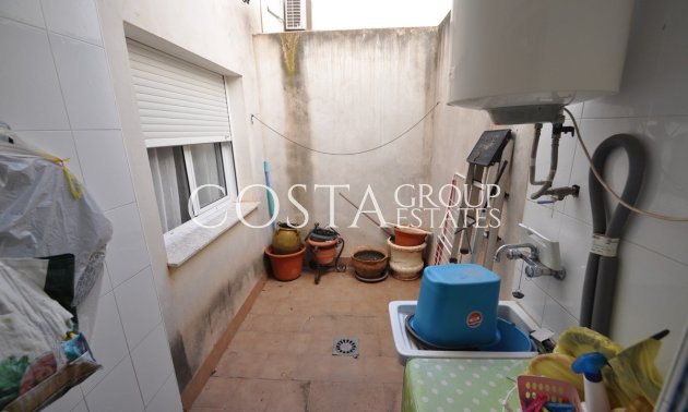 Odsprzedaż - Dom -
Pinoso - Pinoso Centro