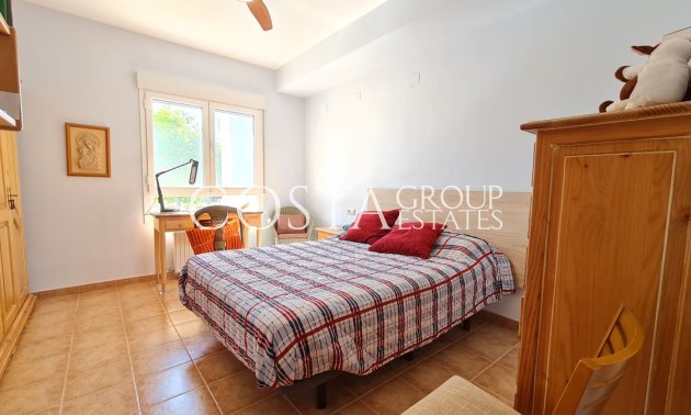 Wiederverkauf - Villa -
Yecla - Yecla Centro