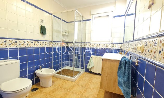 Wiederverkauf - Villa -
Yecla - Yecla Centro