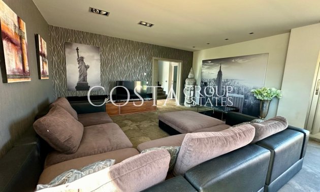 Wiederverkauf - Villa -
Yecla - Yecla Centro