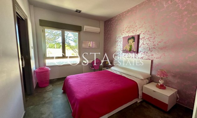 Wiederverkauf - Villa -
Yecla - Yecla Centro