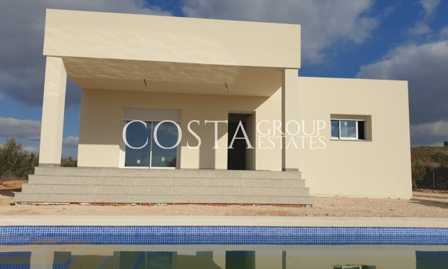 Resale - Villa -
Pinoso - Pinoso Centro