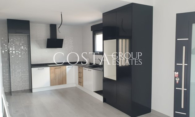 Resale - Villa -
Pinoso - Pinoso Centro