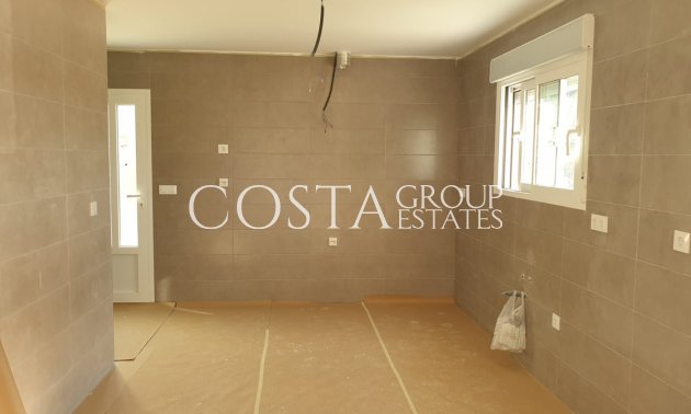 Resale - Villa -
Pinoso - Pinoso Centro