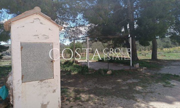 Herverkoop - Villa -
Yecla - Yecla Centro