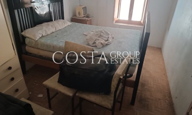 Herverkoop - Villa -
Yecla - Yecla Centro