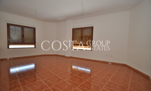 Herverkoop - Huis -
Pinoso - Pinoso Centro