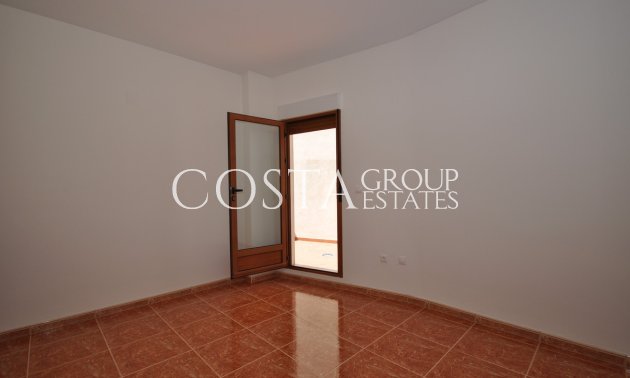 Herverkoop - Huis -
Pinoso - Pinoso Centro