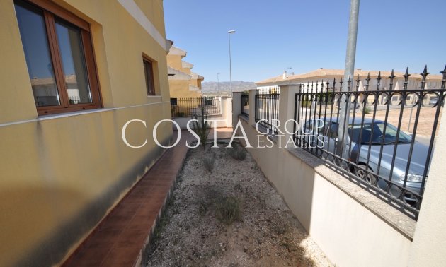 Herverkoop - Huis -
Pinoso - Pinoso Centro