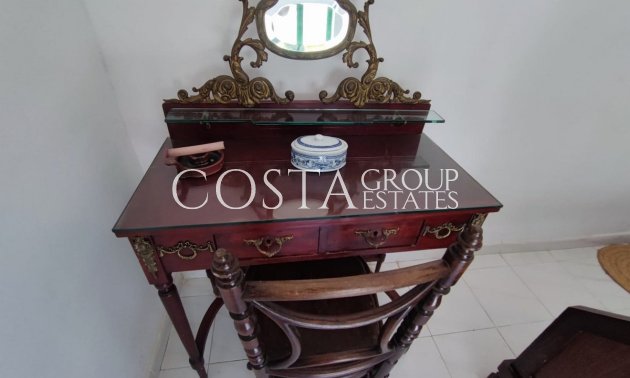 Wiederverkauf - Villa -
Yecla - Yecla Centro